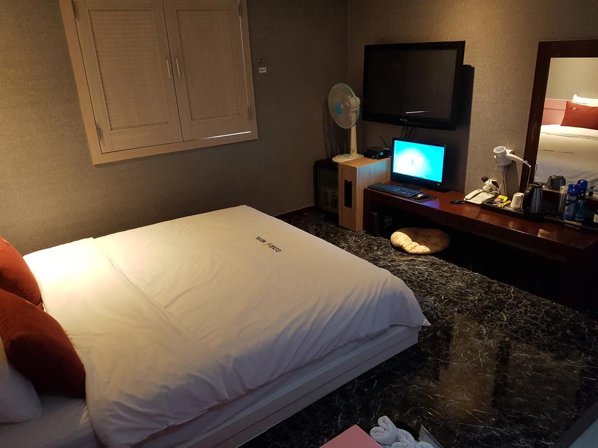 Cloud Nine Hotel Gimhae Δωμάτιο φωτογραφία
